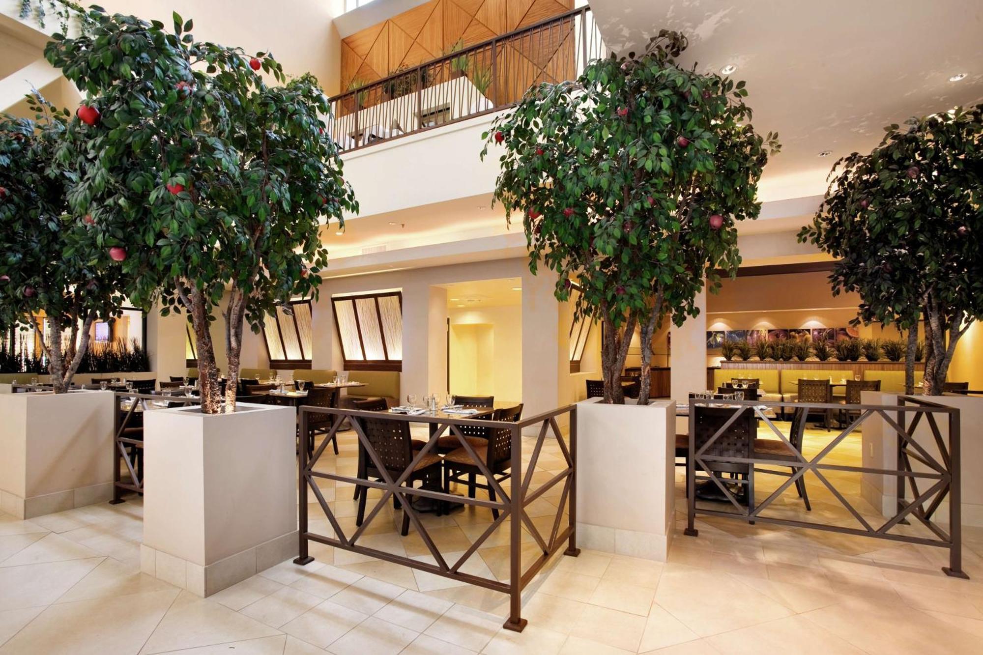 Отель Hilton Стоктон Экстерьер фото